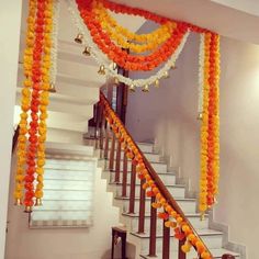 Door Flower Decoration, Joy Decorations, Indian Wedding Garland, Thali Decoration Ideas, Garland Wedding Decor, Flower Garland Wedding, Handmade Wedding Favours, Diwali Diy