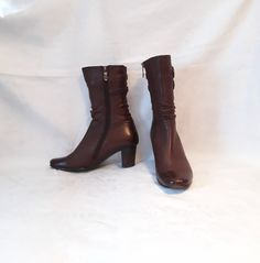 "Vintage chestnut brown Leather women`s ankle boots with sides zippers and sides buckles. Inside soft black faux fleece textile lining. Size EU 37. The boots with block heels. Quality footwear. Made in Europe. brand: Henry (British company) condition: used, has signs of wear on the toes, but in great condition - look at the photos please. measurements: size EU 37 - labeled size (estimated 37.5 EU size) US 6.5 measurements: outsole length 28 cm / 10.9\" in heels height 6 cm / 2.3\" in bottom sole Womens Leather Booties, Womens Booties, Chunky Ankle Boots, Knee High Heels, Women Ankle Boots, Brown Leather Ankle Boots, Booties Ankle Boots, Chestnut Brown, Black Leather Shoes