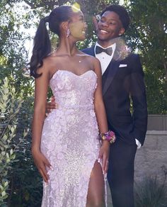 Pink Prom Dresses Couple, Prom Inspo Couples, Chance Combs, Purple Prom Couple, Prom Date Pictures, Prom Dates, Hoco Pics, Hoco Ideas