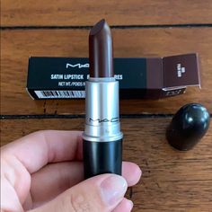 Mac Lipstick- Film Noir Satin Lipstick- New Never Used Mac Makeup Aesthetic, 90s Brown Lipstick, 90s Lipstick, Mac Satin Lipstick, 90s Makeup, Noir Color, Makeup Mac, Dark Lipstick, Brown Lipstick