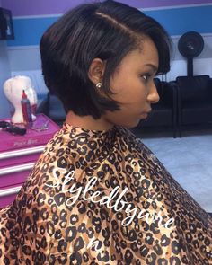 Quickweave Bob, Windows To The Soul, Medium Bob Hairstyles, Lashes Mascara, Penteado Cabelo Curto, Cut My Hair