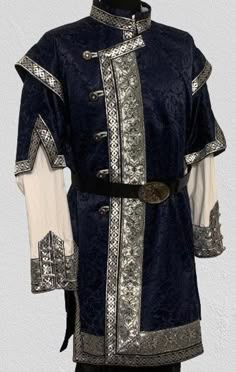 This princely kaftan is made of dark blue brocade, decorated it with a black-silver trim. Recommended also for LARP and reenactment events. The pattern of the trim  may differ from the one in the photo. *The long-sleeved shirt and the belt are only decoration on the photo. The long shirt (tunic) is listed on our website too. Made to order, not in stock. It is made customized for every customer. Please add your measurements based on the guide when ordering. Please note that above 90 kg/200 lbs fo 1500s Dress Men, Royal Prince Outfit Aesthetic, Traditional Fitted Costume For Larp, Fitted Traditional Costumes For Larp, Russian Clothing Men, Traditional Medieval Dress For Ceremonial Use, Traditional Medieval Dress For Ceremonial Events, Fancy Clothes Men, Fantasy Style Clothes