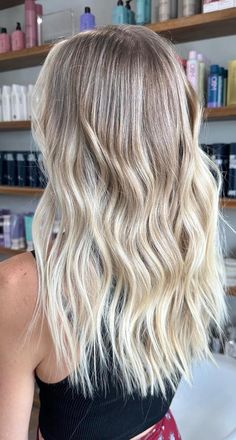 Hairdye Ideas, Baylage Hair, Blonde Hair With Roots, Balayage Long Hair, Fall Blonde Hair, Lighter Hair