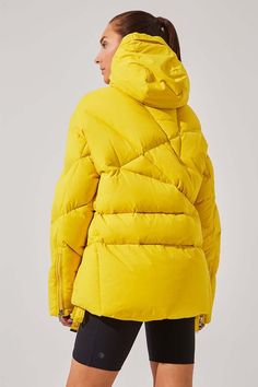 Stratosphere Yellow Slouchy Puffer Jacket Abstract Quilt, Jacket Cape, Diva Boutique, Padded Coat, Parka Coat, Cardigan Vest, Water Resistant Fabric, Oversized Silhouette, Duck Down