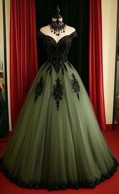 Item Details ： Product Number : fg4947 Fabric: Tulle Sleeves: Sleeveless Back Style: Lace Up Size: US 2- 16. Check our Size Chart to get your correct size. Built with bra: Yes Princess Ball Gowns Green, Queen Aesthetic Dress, 1800 Ball Gowns, Starfall Ball, Prom Dress Off The Shoulder, Aesthetic Closet, Inai Pengantin, Masquerade Prom