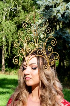 Gold Crystal Headdress Carnival Crown Festival Headpiece - Etsy South Africa Crystal Headdress, Showgirl Headdress, Festival Headpiece, Crown Gold, Gold Crystal, Cabaret, Headdress, Hair Jewelry, Headpiece