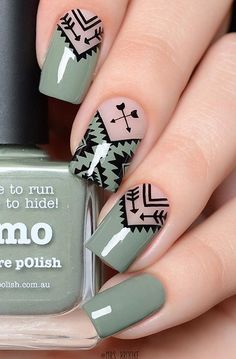 40 Geometric Nail Art Ideas | Art and Design Nagellack Trends, Geometric Nail Art, Makeup Nails Art, Bella Bella, Best Nail Polish, Cowgirl Western