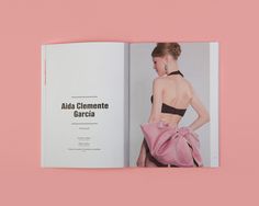 Magazine Layout Design, Basque Country, Magazine Layout, Creative Community, Layout Design, The Fashion, Online Courses, Ted Baker Icon Bag, University