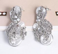 -Beautiful Statement earrings for your special day Extremely lightweight & comfortable 2” X 1.5” Earrings Trendy, Statement Drop Earrings, Earring For Women, Beaded Drop Earrings, Jewelry Statement, Pearl Earring, Crystal Stud Earrings, Dangly Earrings, Pearl Earrings Dangle