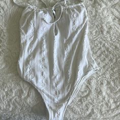 Nwt White Aerie Swimsuit. Perfect For A Bride Or Bachelorette Beach Trip! Summer Bodysuit With Lined Body, Beachy One-piece Bodysuit For Spring, Spring Beachy One-piece Bodysuit, Spring Vacation Bodysuit, Spring Vacation Summery Bodysuit, White Bodysuit For Beach Season, White Vacation Beach Bodysuit, White Summer Bodysuit For Vacation, Summer White Bodysuit For Vacation