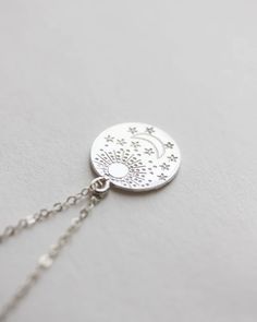 Sun Moon Necklace Gold Sun Moon Pendant 14k Gold Filled Disc - Etsy Greece Sun Moon Necklace, Moon Necklace Gold, Sun And Moon Necklace, Gold Moon Necklace, Celestial Wedding, Sun Necklace, Gold Sun, Disc Pendant, Vermeil Jewelry