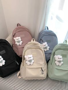 This lightweight, high capacity backpack is perfect for students heading back to school! Made of durable nylon, it features a solid pattern and secure zipper closure. With a height of 45cm and length of 32cm, it's the ideal size for carrying books and a laptop. Suitable for both boys and girls. Bags Cute, Computer Backpack, Unisex Backpack, College Backpack, Waterproof Backpack, Student Backpacks, School Bags For Kids, Computer Bags, Large Backpack