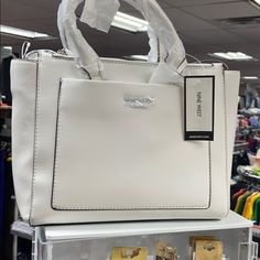 Beautiful Elegant Nine West Handbag With A Handle To Carry It Over The Shoulder And A Big Extra Handle To Carry Over The Shoulder!! White Satchel With Zipper Closure For On-the-go, White Satchel With Zipper For Shopping, Nine West, Kate Spade Top Handle Bag, Carry On, Ted Baker Icon Bag, Top Handle Bag, Bag Lady, Handbags