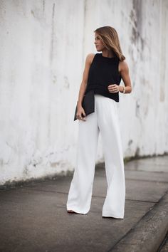 Black and white Wide Leg Trousers Outfit Classy, Trousers Outfit Summer, White Wide Leg Pants Outfit, White Trousers Outfit, Wide Pants Outfit, The Style Bungalow, Wide Leg Trousers Outfit, White Wide Leg Trousers, Style Bungalow