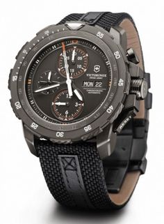 Best 35 Military Watches for Men ... victorinox-alpnach-mechanical-chronograph-special-edition-watch └▶ └▶ http://www.pouted.com/?p=33213 Mens Fashion Rugged, Black Ice, Rugged Style