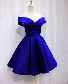 Beautiful Satin Sweetheart New Style Bridesmaid Dress, Off Shoulder Sh – BeautyDressy Dress For Prom, Sweetheart Bridesmaids Dresses, Knee Length Bridesmaid Dresses, Short Satin, Short Formal Dress, Dress Display, Color Rush, Short Homecoming Dress, Custom Size Dresses