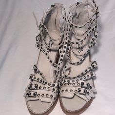 Vintage Foundry Co., Jamina, Nwot, Size 8.5, Off White, Leather, Gladiator Style, Casual, Multiple Buckles And Zipper In Back Closure, Boho, Stacked Heel, Silver Hardware, Well Made, Soft Insole, See Pics For More Details On The Design And Specifications Silver Sandals With Heel Strap, Silver Flat Heel Sandals With Heel Strap, Silver Sandals With Heel Strap And Flat Heel, Silver Wedge Sandals With Heel Strap And Round Toe, Silver Flat Heel Sandals With Buckle Closure, Spring High Heels With Silver Studs, Silver Closed Toe Sandals With Buckle Closure, Summer Open Toe Sandals With Silver Studs, Spring Open Toe Sandals With Silver Studs