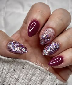 Fall Nail Ideas Short, Short Pointy Nails, Fun Manicure Ideas, Nails Sns, Sns Powder, Nail Ideas Short, Fun Manicure, Acrylic Nails At Home, Glitter Nails Acrylic