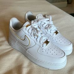 Rare And Brand New With Box Nike Air Force 1 Gold, Goddess Costumes, Gold Nike Shoes, Shoes Wishlist, Greek Goddess Costume, Nike Air Force 1s, White Nike Shoes, Goddess Costume, Shoe Wishlist