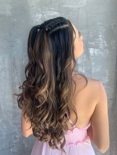 Hairstyles Effortless, Beachy Hairstyles, Effortless Waves, Concert Hairstyles, Beachy Hair, Hoco Hairstyles, Quince Ideas, Hair Aesthetic