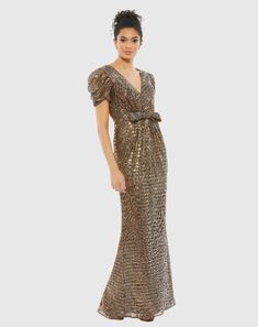 Bow Waist Cap Sleeve Metallic Gown Metallic Gown, Vintage Meets Modern, Glamour Vintage, Velvet Clutch, Mac Duggal, Glitz And Glam, Chiffon Fabric, Modern Elegance, Cap Sleeve