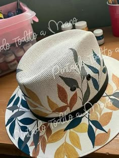 Sulaman Pita, Painted Clothes Diy, Hand Painted Clothing, Painted Hats, Hand Painted Fabric, Diy Hat, Hat Ideas, Fancy Hats