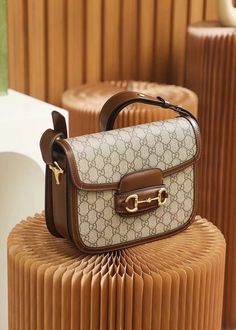 ?? SIZE : 25*18*8CM Trendy Tote, Sierra Leone, Kuwait, Fashion Handbags, Bottega Veneta, Gucci Bag, Fashion Statement, Camera Bag, Contact Us