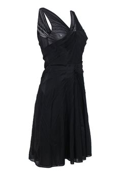 Get a classic little black cocktail dress for some elegant evening wear! Made with a soft silk blend, this pleated-to-perfection sheath dress features a sultry plunge neckline and a curve-hugging fit for some daring style, perfect for wearing with any color shoe and your favorite sparkling eye look for some extra pizzazz! Size 10 95% Silk, 5% Elastane A-line silhouette Plunge neckline Pleated design Zippered back Waist 26” Bust 28” Total length 40” V-neck Cocktail Dress With Folds, V-neck Midi Dress With Folds For Cocktail, Elegant Formal Evening Dress With Folds, Elegant Formal Mini Dress With Pleated Back, Elegant Cocktail Evening Dress With Folds, Elegant Evening Dress With Folds, Formal A-line Ruched Evening Dress, Silk Evening Dress With Folds, Silk Pleated Midi Dress For Evening