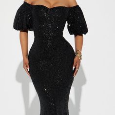 Very Beautiful Black Dinner Dress Glamorous Black Maxi Dress For Gala, Glamorous Black Holiday Maxi Dress, Black Fitted Maxi Dress For Holiday, Black Maxi Dress For Holiday Night Out, Holiday Black Fitted Maxi Dress, Black Holiday Maxi Dress For Night Out, Fitted Black Maxi Dress For Holidays, Holiday Black Maxi Dress For Night Out, Black Dress For Formal Holiday Events