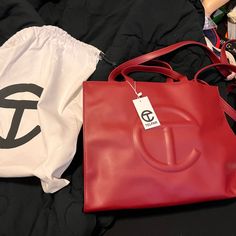 Telfar Medium Bag In Oxblood ; New , Never Used , Comes With Its Dust Bag , Still Has Its Tags Attached Telfar Medium Bag, Telfar Bags, Oxblood Color, Medium Bag, Medium Bags, Shoulder Bags, Dust Bag, Bag Lady, Shoulder Bag