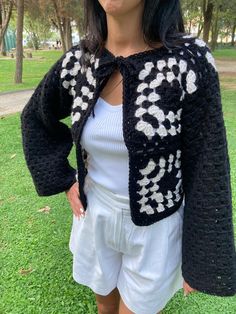 This chic black and white crochet cardigan offers both a modern look and comfort! 🖤🤍 Designed for women, it fits perfectly for S and M sizes. It keeps you cozy on cold days while maintaining a stylish, elegant appearance. 🧶✨ Perfect for adding a touch of charm to any outfit, this crochet cardigan is a must-have piece in your wardrobe! Black And White Crochet, White Crochet Cardigan, White Crochet, Crochet Cardigan, Jumpers And Cardigans, Cold Day, Cardigans For Women, Sweater Outfits, Sweaters & Cardigans