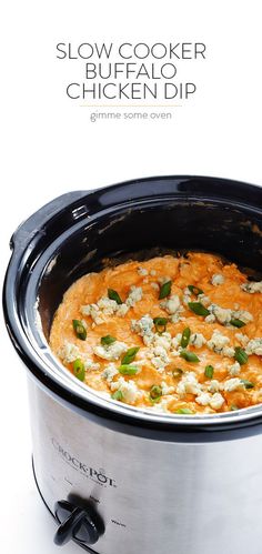 the slow cooker buffalo chicken dip is ready to be cooked in the crock pot