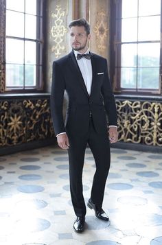 Black Wedding Suit Groom, Men's Tuxedo Wedding, Best Wedding Suits, Black Bowtie, Groom Wedding Attire