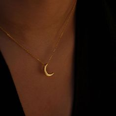 Gold Crescent Moon Necklace Luxury Crescent Necklaces For Women, Cute Chains For Women, Celestial Jewelry Gold, Elegant Half Moon Jewelry With Delicate Chain, Minimalist Moon Shaped Necklace As Gift, Minimalist Moon Shaped Necklace For Gift, Elegant Moon Shaped Yellow Gold Necklace, Spiritual Crescent Necklace For Anniversary, Gold Mystical Sterling Silver Necklace