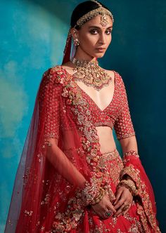 Etta Carmine Red Floral Garden Bridal Lehenga Set Zardosi Lehenga, Jewellery Outfit, Indian Bride Outfits, Indian Brides, South Indian Jewellery, Bride Clothes, Jewelry Outfit, Floral Garden, Bridal Lehenga