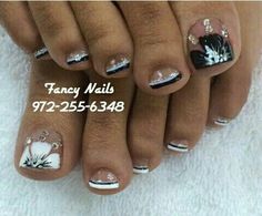 Nail Floral Designs, French Tip Black And White, Toenails Polish, French Tip Black, Nail Art For Toes, Pedicure Design, Nail Art Pedicure, Toe Nails Designs