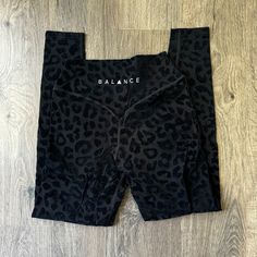 The Og Balance Athletica (Now Vitality) Cheetah Velvet Leggings High Waisted Soft Velvet Material For Cheetah Spots, Soft & Sleek Background Material Hits At Ankle Super Comfy Size Small, Fits True To Size (Similar To Lululemon Size 2-4) Never Worn. Non-Smoking Home. No Rips, Stains, Or Tears. Velvet Leggings, Velvet Material, Walker Boots, Fit N Flare Dress, Soft Velvet, Fit & Flare, Trending Accessories, Colorful Leggings, Jean Coat