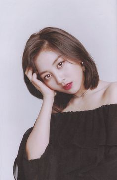 Salt 🍞 on Twitter: "[SCAN] Twicezine Twicelights Edition ver A - Jihyo (2) #지효 #JIHYO #TWICE #트와이스… " Jihyo Short Hair, Leader Twice, Park Ji Soo, Twice Jihyo, Twice Once, Tzuyu Twice, Twice Kpop, Take A Breath, The Band