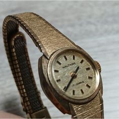 This vintage Waltham wristwatch from the 1970s is a beautiful piece for any collection. With a gold bracelet and case, this classic watch features an analog display with a 12-hour dial and a mechanism with 17 jewels. The watch is untested and comes with a reference number of CJ168. Waltham Watch, Classic Watches, Women Wrist Watch, Dream Jewelry, Womens Watches, 1970s, Wrist Watch, Jewelry Watches, Gold Bracelet