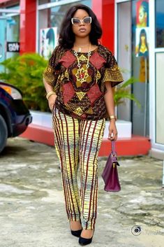 African Ladies, Stylish Naija, African Wear Styles For Men, Mode Kimono, African Inspired Clothing, African Print Dress Designs, African Maxi Dresses, African Lace Dresses