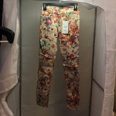 Brand New Multicolor Floral Print Pants For Spring, Spring Multicolor Floral Print Pants, Trendy Straight Leg Floral Print Pants, Spring Printed Pants, Spring Printed Trousers, Printed Trousers For Spring, Trendy Multicolor Floral Print Pants, Trendy Spring Printed Jeans, Trendy Printed Jeans For Spring