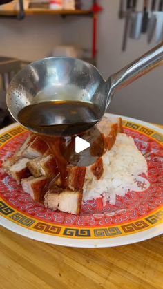 Vincent Yeow Lim on Instagram: "No roast, roast pork because I hate using the oven. Top 10 videos of 2024 https://dimsimlim.com #wok #yumyum #roastpork"