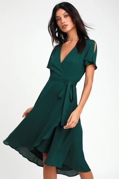 Lovely Emerald Green Wrap Dress - Midi Wrap Dress - Midi Dress - Lulus Green Dress With Sleeves, Casual Wrap Dress, Green Dress Outfit, Style Vert, Green Wrap Dress, Easter Dresses For Toddlers, Wrap Dress Midi, Dark Green Dress, Green Dress Casual