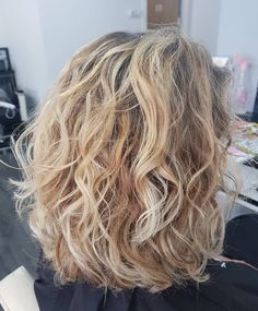 Curly Lob Haircut, Lob Hairstyles, Lob Styling, Curly Lob, Wavy Lob, Wavy Haircuts, Lob Hairstyle, Lob Haircut