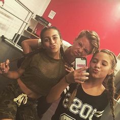 Asia Monet Ray, Merrell Twins, Brooklyn And Bailey, Cool Dance, Maddie Ziegler