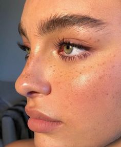 Yoga Skin, Nikki Makeup, Contouring Tips, No Make Up Make Up Look, Make Up Diy, Permanente Make-up, Makeup Tip, Bold Brows, Smink Inspiration