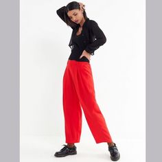 New Urban Outfitters Arlo Pleated Cropped Pants In Red. Women's Size Medium. True To Size. Approximate Measurements (Flat Lay): Waist 14.5" (Elastic Back; This Is An Unstretched Measurement) Rise 13" Inseam 28" Top Rated! Please Note Only Red Is Available - Plaid And Black Stock Photos Shown To See More Examples Of The Pant Style On A Model! Red Wide-leg Workwear Pants, Chic Red Wide Leg Pants For Fall, Red Wide Leg Pants For Workwear In Fall, Fall Red Wide Leg Ankle-length Pants, Chic Red Bottoms For Spring, Chic Red Spring Bottoms, Red Wide-leg Pants For Fall, Fall Red Wide-leg Bottoms, Red Straight Pants For Fall