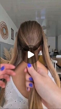 Amazing Trendy Hairstyle on Instagram: "Save for later 😄 😄 Like comment share Follow for more. By: @ma.jolie.bulle" Simple And Easy Hairstyles For Long Hair, Long Hairdos Easy, Hair Upstyles Easy, Easy Hairstyles For Long Fine Hair, Simple Elegant Hairstyles Medium, Hairstyles For Medium Length Hair Easy Simple, Cute Hairstyles For Birthday Parties, Straight Hair Braid Styles, Side Updos For Long Hair