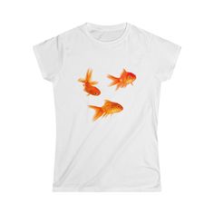 White Cotton Shirt With Fish Print, Graphic Fish Print Short Sleeve T-shirt, White Short Sleeve Shirt With Fish Print, Graphic Fish Print T-shirt With Short Sleeves, Graphic Tee With Fish Print Short Sleeve, Graphic Tee T-shirt With Fish Print, Cotton Short Sleeve T-shirt With Fish Print, Fish Print Crew Neck Graphic Tee, Graphic Tee With Fish Print And Crew Neck