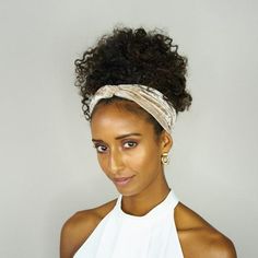 Headbands with Edge Protect™ – SWIRLYCURLY Natural Hair Headbands, Natural Hair Puff, Big Natural Hair, Hair Bands For Ladies, Hair Puff, Makeup Hacks Beauty Secrets, Colored Curly Hair, Diy Beauty Hacks, Beauty Makeup Tips